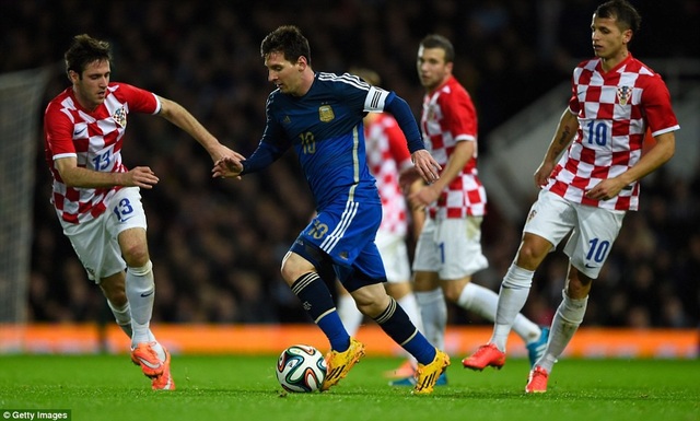 HLV Lê Thụy Hải: “Đan Mạch sẽ thắng, Argentina vẫn trông chờ ở Messi” - 1
HLV Lê Thụy Hải vẫn đánh giá rất cao Messi