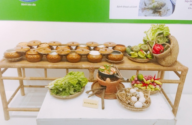 Hấp dẫn hương sắc bánh Huế - 5 Gian bếp Huế