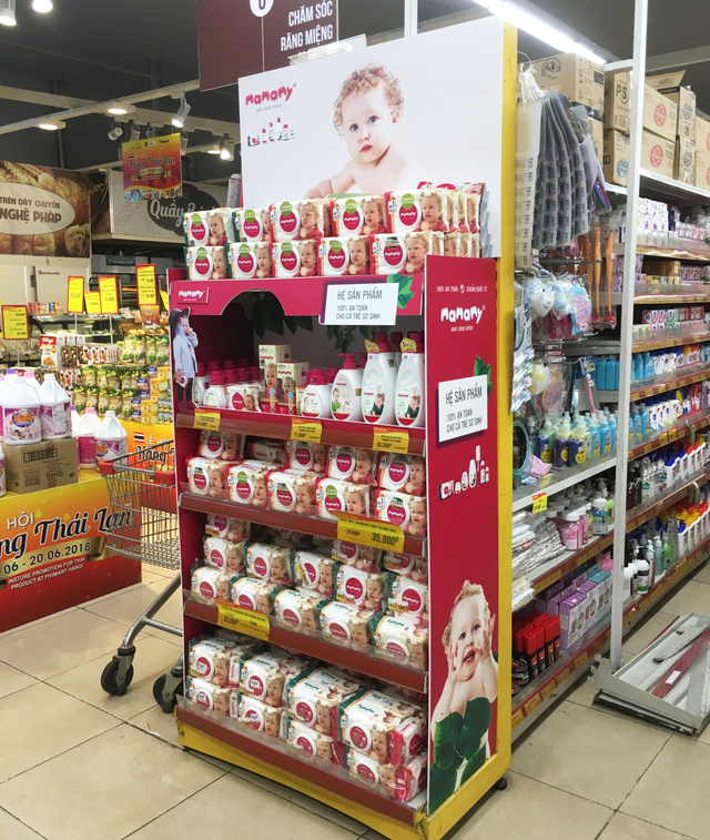 Người tiêu dùng Việt “sính” hàng nội hơn cả hàng ngoại - 2
Gian trưng bày hệ sản phẩm Mamamy tại hệ thống siêu thị Fivimart và Tmart toàn quốc