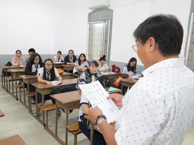 Lo điểm thi thấp, trường ĐH rục rịch hạ điểm “sàn” - 1 Phần lớn các trường đại học dựa vào kết quả thi THPT quốc gia 2018 để xét tuyển