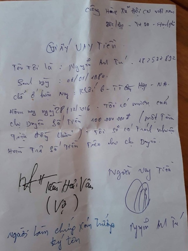 Tin lời vợ cán bộ ngân hàng, nhiều người dân phố núi ôm nợ! - 2 Giấy cam kết vay tiền của vợ chồng Kiều Hải Vân và Nguyễn Anh Tú.