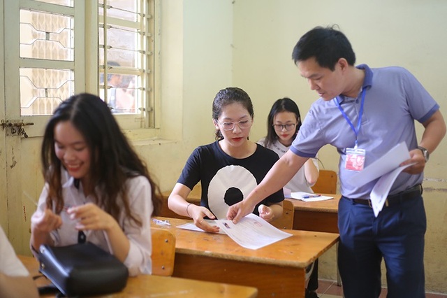 Chúng ta đều trải qua rất nhiều cuộc thi trong hành trình trưởng thành... (Ảnh minh họa: Hồng Minh)