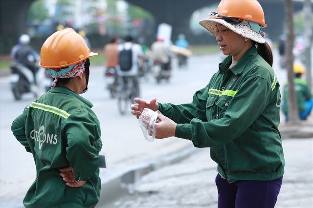 Bữa sáng của công nhân xây dựng - 4 Bữa sáng của công nhân xây dựng - 4