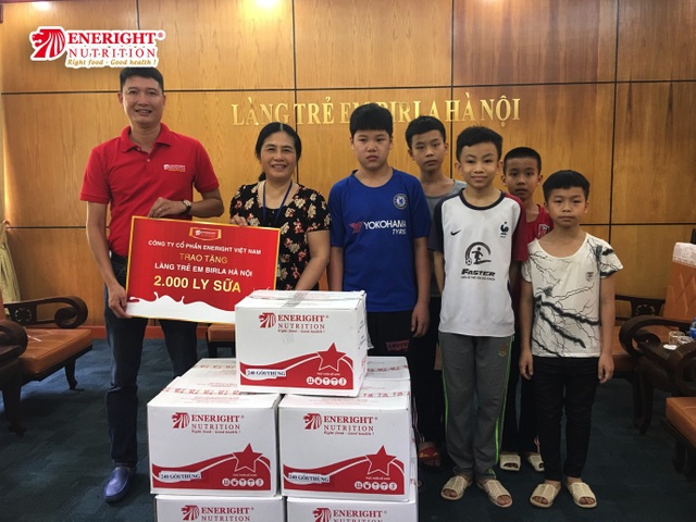 Eneright Việt Nam tặng 4.000 ly sữa cho trẻ em có hoàn cảnh khó khăn nhân 1/6 - 2 Eneright Việt Nam tặng 4.000 ly sữa cho trẻ em có hoàn cảnh khó khăn nhân 1/6 - 2