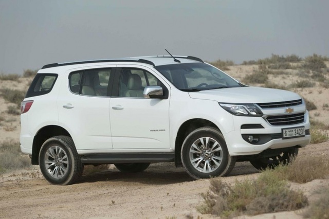 Điểm danh những mẫu xe đang giảm giá mạnh đầu tháng 6/2018 - 2
Chevrolet Trailblazer nhập khẩu hiện được ưu đãi giảm giá từ 50 - 80 triệu đồng