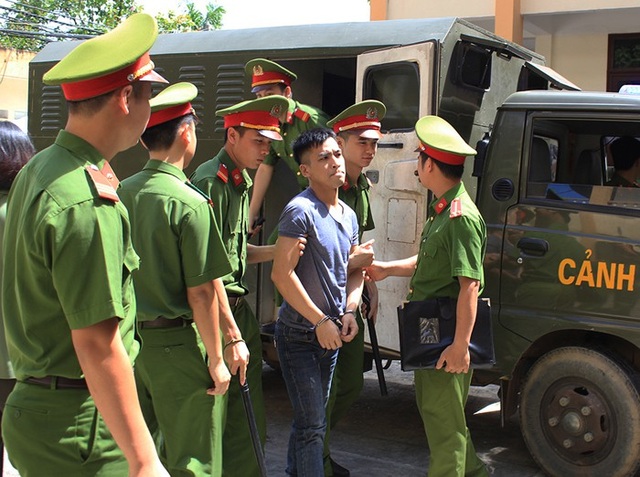 Trả hồ sơ vụ chạy thận làm 9 người tử vong, kiến nghị khởi tố 2 trưởng khoa - 2 Trả hồ sơ vụ chạy thận làm 9 người tử vong, kiến nghị khởi tố 2 trưởng khoa - 2