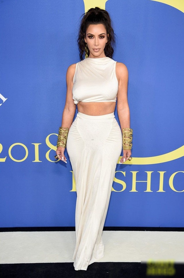 “Kiều nữ chiêu trò” Kim Kardashian được khen ngợi là “thiên tài ở Hollywood” - 1 Ngôi sao truyền hình thực tế Kim Kardashian xuất hiện tại một sự kiện mới đây
