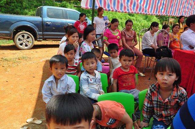 Khởi công công trình phòng học Dân trí thứ 19 và cầu Dân trí thứ 16 tại Phú Thọ - 9 Khởi công công trình phòng học Dân trí thứ 19 và cầu Dân trí thứ 16 tại Phú Thọ - 9