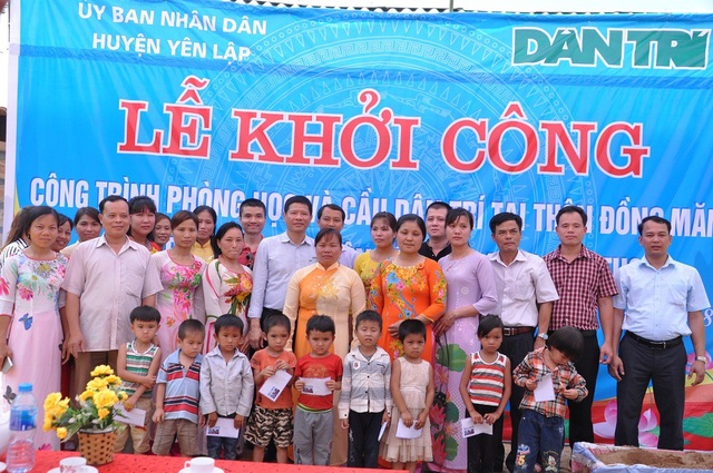 Khởi công công trình phòng học Dân trí thứ 19 và cầu Dân trí thứ 16 tại Phú Thọ - 13
Công trình sẽ cố gắng hoàn thành sớm trước ngày khai giảng năm học mới, giúp thầy cô học sinh yên tâm đến trường