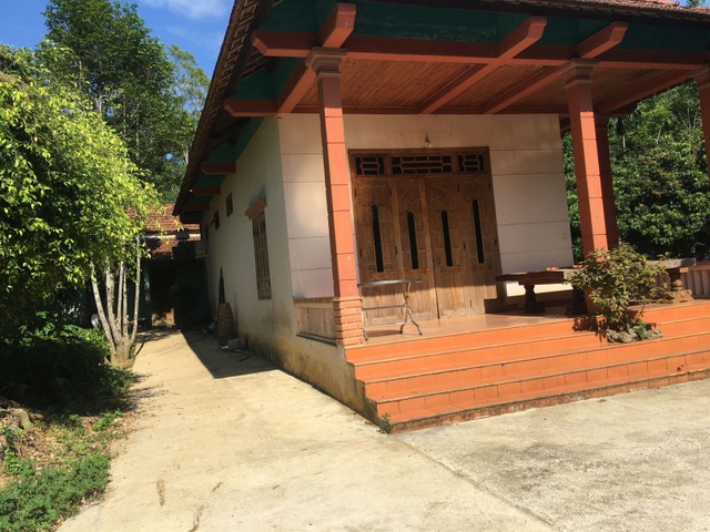 “Lão khùng” đại gia khởi nghiệp thành công với hai bàn tay trắng - 4 Căn nhà ở tạm nơi trang trại của lão Trần Tiến