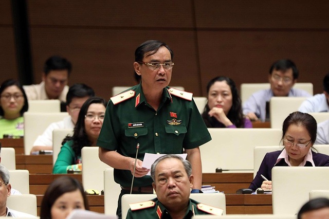 Không cần né tránh gọi cảnh sát biển là lực lượng vũ trang! - 2 Thiếu tướng Nguyễn Minh Hoàng - Phó Chính ủy Quân khu 7 (Ảnh: Như Phúc)
