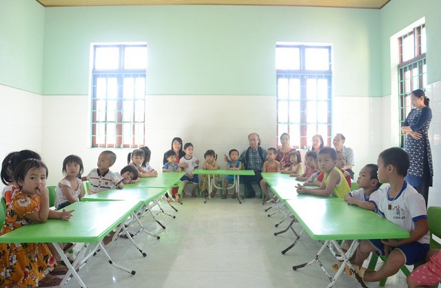 Khánh thành công trình phòng học Dân trí thứ 17 tại Quảng Bình - 13 Khánh thành công trình phòng học Dân trí thứ 17 tại Quảng Bình - 13