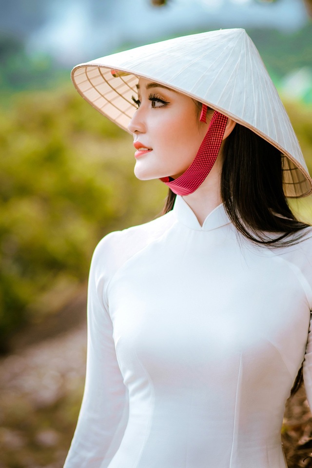 Cô gái sở hữu hai bằng ĐH loại giỏi khoe sắc bên vườn vải - 15 Cô gái sở hữu hai bằng ĐH loại giỏi khoe sắc bên vườn vải - 15