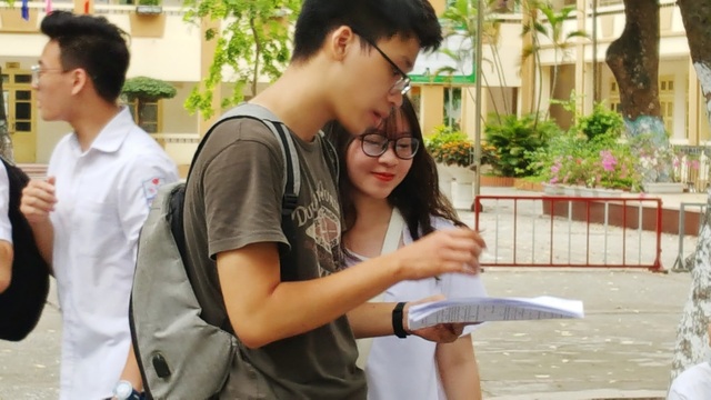 Giáo viên băn khoăn về câu Nghị luận xã hội đáp án môn Ngữ văn - 1
Giáo viên lo lắng nếu chấm bám theo đáp án khó phân loại được học sinh (Ảnh: Hà Cường)