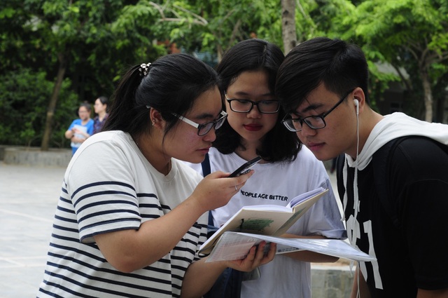 Điểm thi Lịch sử thấp: “Tôi thấy mừng vì đó là thực chất” - 2
Cần phải thay đổi cách ra đề theo hướng mới này để “kích hoạt” và không thể quay lại cách thi cũ. (ảnh minh họa)