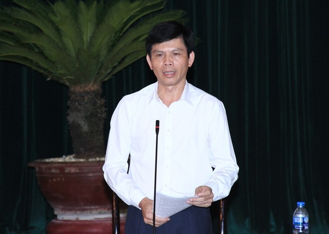 Bí thư Tỉnh ủy Thanh Hóa “truy” thực trạng công tác giải phóng mặt bằng - 4 Ông Lê Anh Tuấn - Phó chủ tịch UBND tỉnh Thanh Hóa trả lời chất vấn