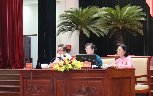 TPHCM: Tập trung giải quyết khiếu nại tại Thủ Thiêm - 2 Chủ tịch HĐND TPHCM Nguyễn Thị Quyết Tâm đề nghị UBND TP tập trung xử lý khiếu nại, khiếu kiện kéo dài