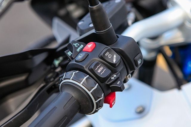 BMW R1200 GS 2018 khởi điểm từ 590 triệu đồng - 10 BMW R1200 GS 2018 khởi điểm từ 590 triệu đồng - 10