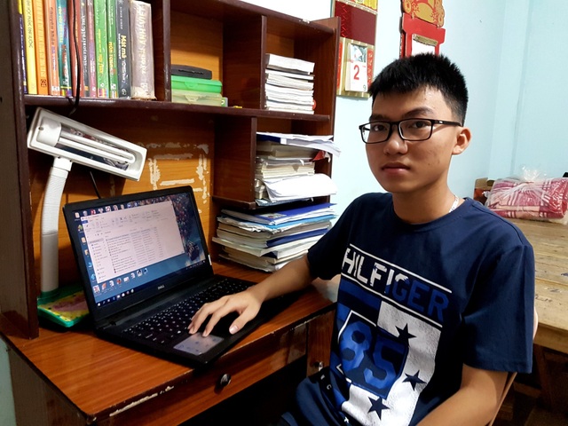 Đi thi với tâm thế nhẹ nhàng nhưng vẫn trở thành thủ khoa tỉnh Quảng Nam - 1 Góc học tập của Trương Nhật Nguyên Bảo