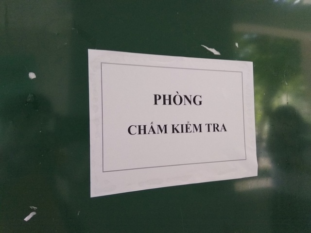 Điểm thi Hà Giang “cao bất thường”: Sai sót ở khâu nào? - 2 Trong khi chấm thi, Bộ GD&ĐT có quy định chấm kiểm tra. (Ảnh: Mỹ Hà).