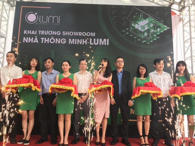Khai trương showroom Nhà thông minh, Lumi "khoe" sản phẩm tích hợp AI - 1 Khai trương showroom Nhà thông minh, Lumi "khoe" sản phẩm tích hợp AI - 1