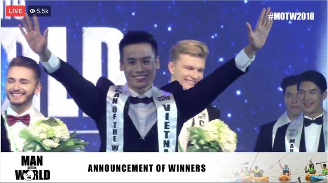 Cao Xuân Tài đăng quang Nam vương Man of the World 2018 - 3 Sau các vòng tranh tài, Cao Xuân Tài đã được xướng tên trên đấu trường nhan sắc quốc tế trong niềm hạnh phúc vỡ òa người hâm mộ. Ngôi vị Á quân 1 thuộc về đại diện nước chủ nhà Philippines, Á quân 2 thuộc về đại diện Malta, Á quân 3 thuộc về đại diện Cộng hòa Czech, Á quân 4 thuộc về đại diện Thái Lan.
