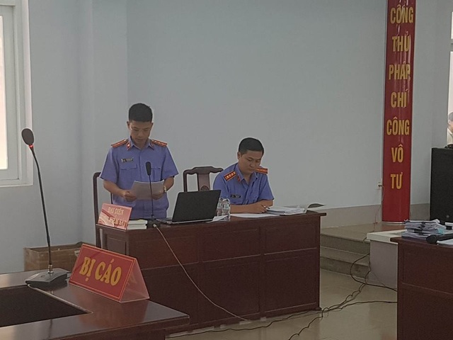 Nguyên Chủ tịch, Phó Chủ tịch UBND TP Vũng Tàu hầu tòa - 2 Đại diện Viện KSND tỉnh BRVT, người giữ quyền công tố tại tòa đọc bản cáo trạng.
