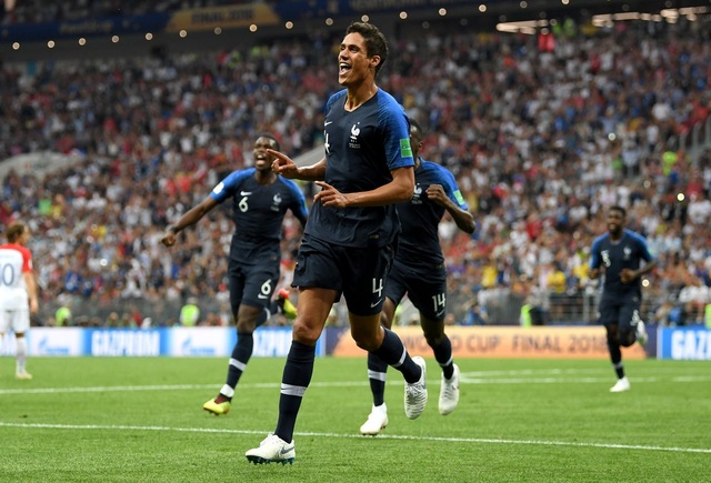 Choáng với bảng vàng thành tích của ngôi sao Pháp ở tuổi 25 - 1
Varane sở hữu bộ sưu tập đáng ngưỡng mộ ở tuổi 25