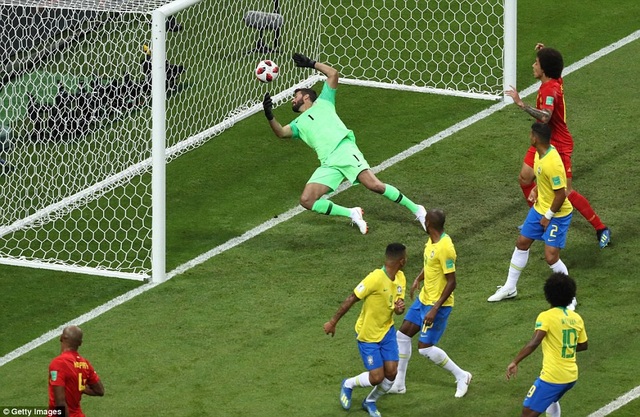 Liverpool mua thủ môn số 1 đội tuyển Brazil với giá kỷ lục - 1
Alisson là thủ môn số 1 của đội tuyển Brazil tại World Cup 2018