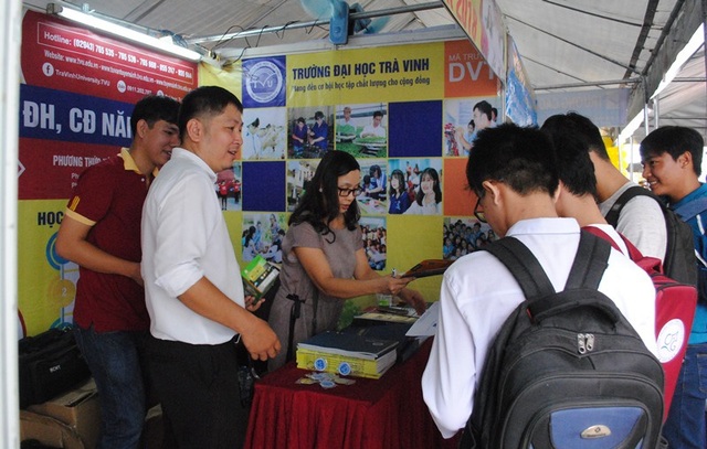 ĐH Trà Vinh công bố mức điểm xét tuyển đại học chính quy 2018 - 1
17h ngày 6/8/2018, trường ĐH Trà Vinh sẽ công bố kết quả trúng tuyển của các thí sinh.