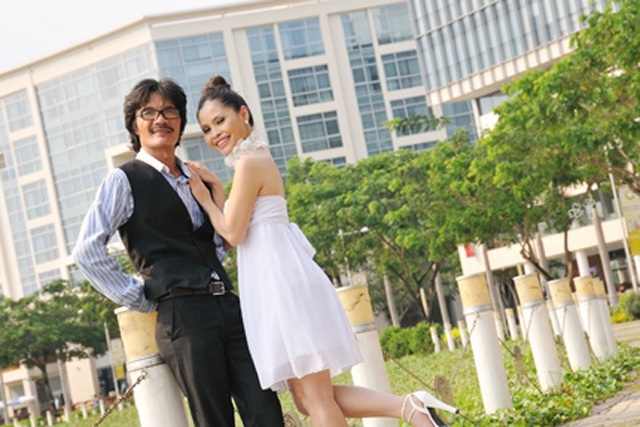 Những cặp hôn nhân lệch tuổi gây "gió bão" thị phi trong showbiz - 9 Những cặp hôn nhân lệch tuổi gây "gió bão" thị phi trong showbiz - 9