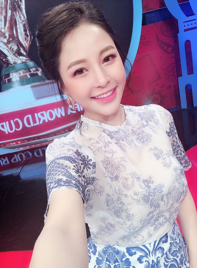 Hot girl Trâm Anh: Vụt nổi tiếng rồi bị tố “sống giả tạo” và ảnh cũ kém xinh - 12 Hot girl Trâm Anh: Vụt nổi tiếng rồi bị tố “sống giả tạo” và ảnh cũ kém xinh - 12