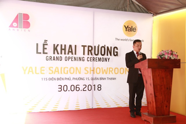 An Biên Group: “Cái bắt tay” nhiều “hậu mãi” với thương hiệu khóa Yale - 4 An Biên Group: “Cái bắt tay” nhiều “hậu mãi” với thương hiệu khóa Yale - 4