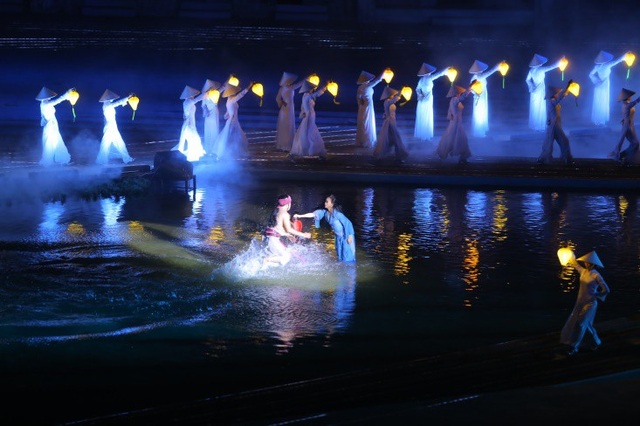 Show diễn “Ký ức Hội An” chinh phục đông đảo đại sứ và chính khách quốc tế - 5 Những màn biểu diễn hoành tráng được dàn dựng công phu