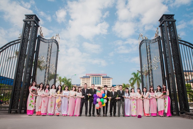 Trường Đại học Kinh doanh và Công nghệ Hà Nội công bố ngưỡng điểm xét tuyển - 1 Trường Đại học Kinh doanh và Công nghệ Hà Nội công bố ngưỡng điểm xét tuyển - 1