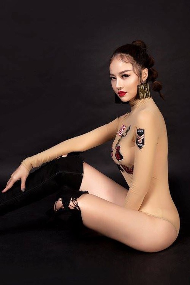 Phản ứng bất ngờ của mỹ nhân Việt khi bị chê mặc như không - Ảnh 8. Phản ứng bất ngờ của mỹ nhân Việt khi bị chê mặc như không - Ảnh 8.