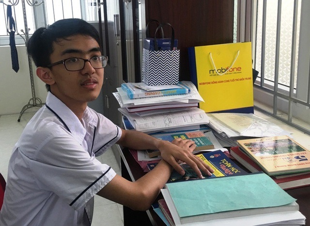 Nam sinh xứ Thanh đầu tiên giành huy chương Vàng Olympic Sinh học quốc tế - 1 Em Hoàng Minh Trung, học sinh Trường THPT chuyên Lam Sơn, Thanh Hóa