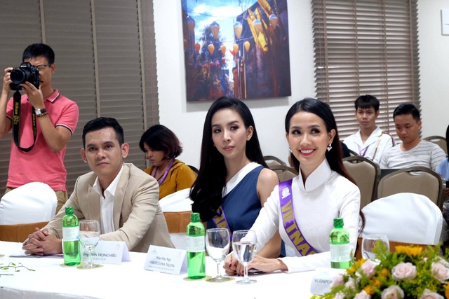 Chung kết “Hoa hậu Đại sứ du lịch thế giới” được tổ chức ở Hội An - 2 Người đẹp Phan Thị Mơ (ảnh phải) đại điện cho Việt Nam tham gia cuộc thi này