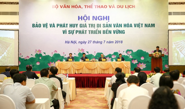 Thủ tướng: “Để mất di sản cũng là đánh mất bản sắc dân tộc” - 1 Toàn cảnh hội nghị Bảo vệ và phát huy giá trị di sản văn hoá Việt Nam vì sự phát triển bền vững diễn ra sáng nay tại Hà Nội. Ảnh: Nam Nguyễn.
