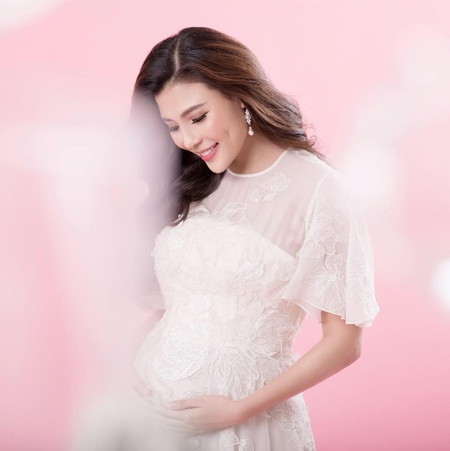 Thuý Diễm, Lương Thế Thành công khai con đầu lòng sau 1 tháng “bí mật” - 3 Thuý Diễm hầu như không ốm nghén trong suốt thai kì.