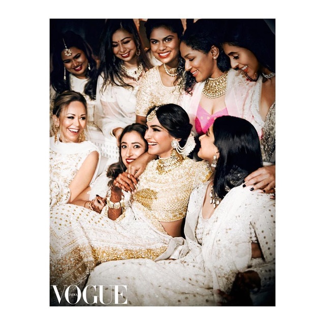 Những hình ảnh đẹp như mơ trong hôn lễ minh tinh Ấn Độ - 10 Những hình ảnh đẹp như mơ trong hôn lễ minh tinh Ấn Độ - 10