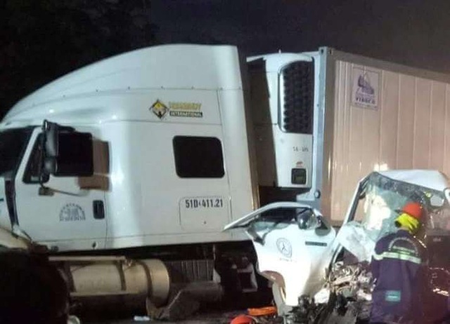 Xe đi rước dâu gặp nạn thảm khốc, 13 người tử vong - 1 Xe đi rước dâu gặp nạn thảm khốc, 13 người tử vong - 1