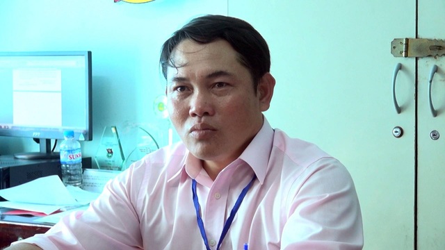 Chàng cán bộ trẻ từng 25 lần hiến máu cứu người - 1 Anh Đinh Văn Ìn với 25 lần hiến máu nhân đạo để giúp đời, giúp người