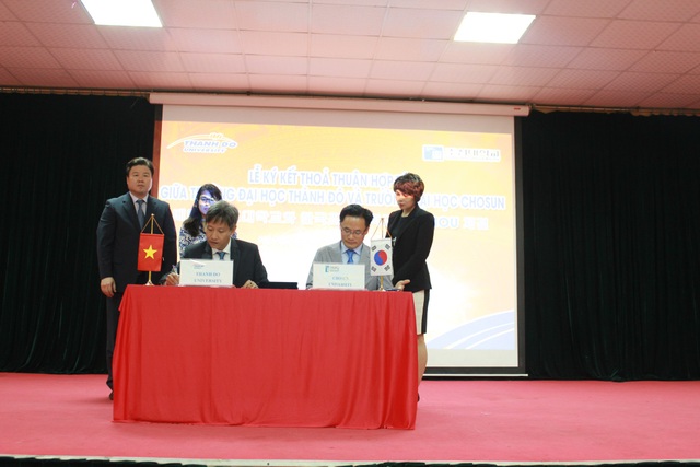 ĐH Chosun - Hàn Quốc trao đổi giảng viên, tài liệu học tập với trường ĐH Thành Đô - 1
ĐH Chosun - Hàn Quốc ký kết trao đổi giảng viên, tài liệu học tập với trường ĐH Thành Đô