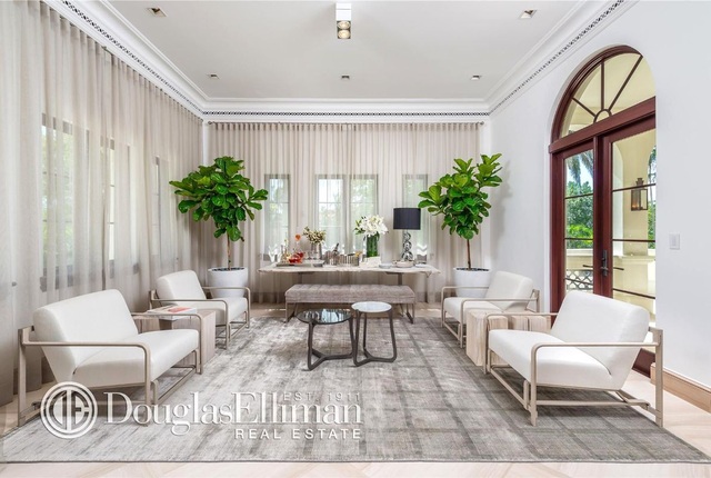 Ngỡ ngàng với tòa dinh thự mới tậu không khác gì resort 5 sao của ca sỹ Marc Anthony - 11 Ngỡ ngàng với tòa dinh thự mới tậu không khác gì resort 5 sao của ca sỹ Marc Anthony - 11