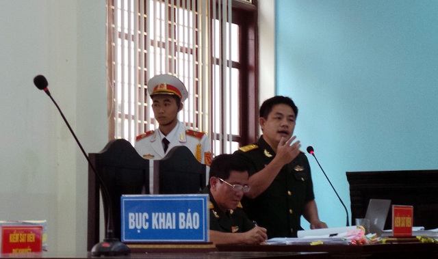 “Út trọc” Đinh Ngọc Hệ nói gì khi tự bào chữa? - 2
Đại diện Viện kiểm sát nêu quan điểm tại tòa