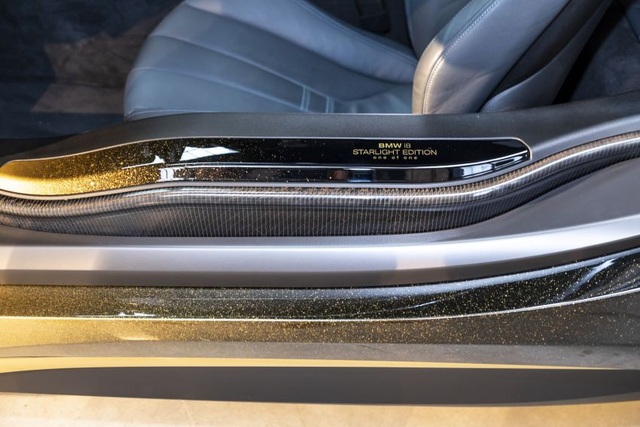 BMW trộn bột vàng vào sơn xe i3 và i8 - 11 BMW trộn bột vàng vào sơn xe i3 và i8 - 11