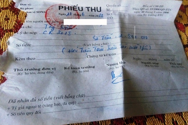 Quảng Bình: Dân nghèo bức xúc vì xã đề ra nhiều khoản phí vô lý! - 2 Người dân nghèo ở 2 xã Cự Nẫm và Tây Trạch, huyện Bố Trạch đang phải oằn mình đóng các khoản thu hết sức vô lý!