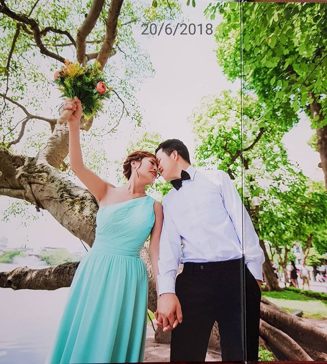 Xôn xao chuyện tình yêu của cặp đôi “vợ hơn chồng 35 tuổi” ở Cao Bằng - 3 Cả hai mới đăng ký kết hôn chứ chưa tổ chức đám cưới.