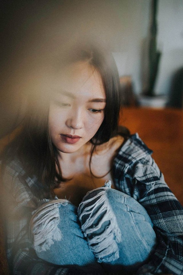 Tuổi trẻ làm sao trọn vẹn cả tình yêu lẫn sự nghiệp - 2 Xin khép lại giấc mơ về tình yêu cùng người, em chọn cho mình lối đi thênh thang riêng mình! (Ảnh minh họa: Bee)